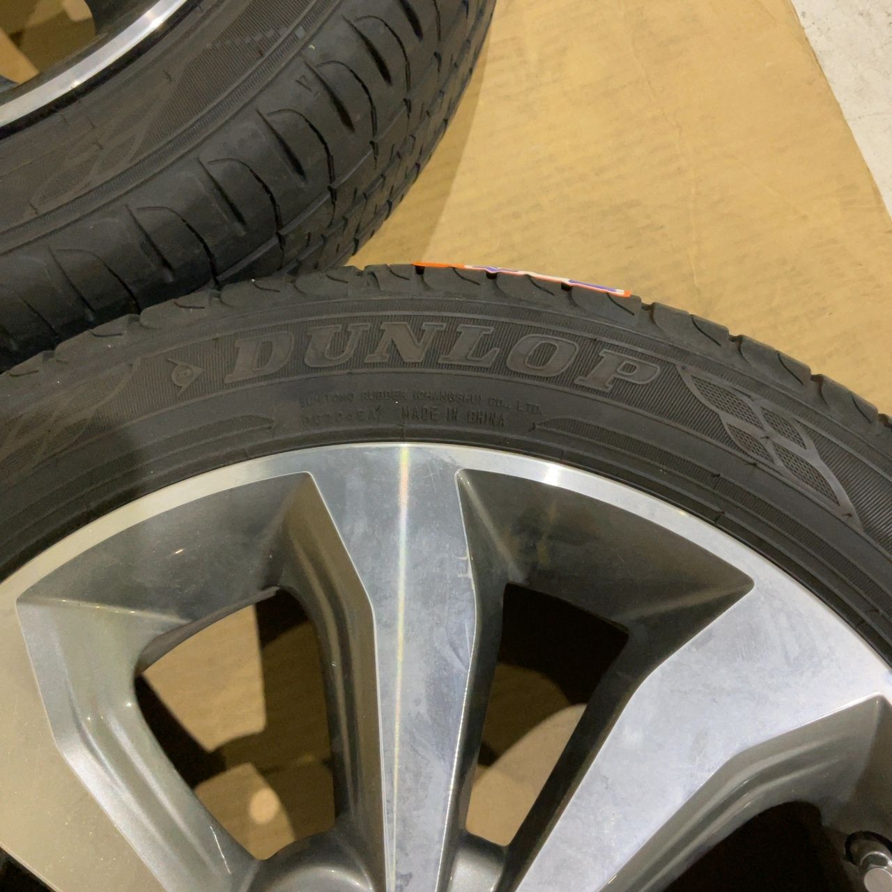 4穴 PCD100 15インチ 4.5J+45日産純正アルミホイール+165/55R15 