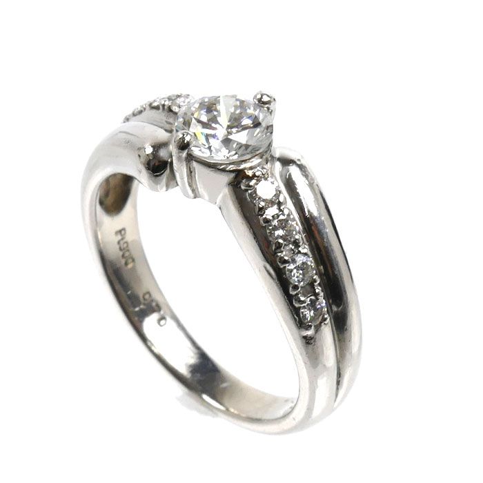 中古美品 Pt900プラチナリング 6g Pt900プラチナ リング・指輪 ダイヤモンド0.70ct ダイヤモンド0.26ct