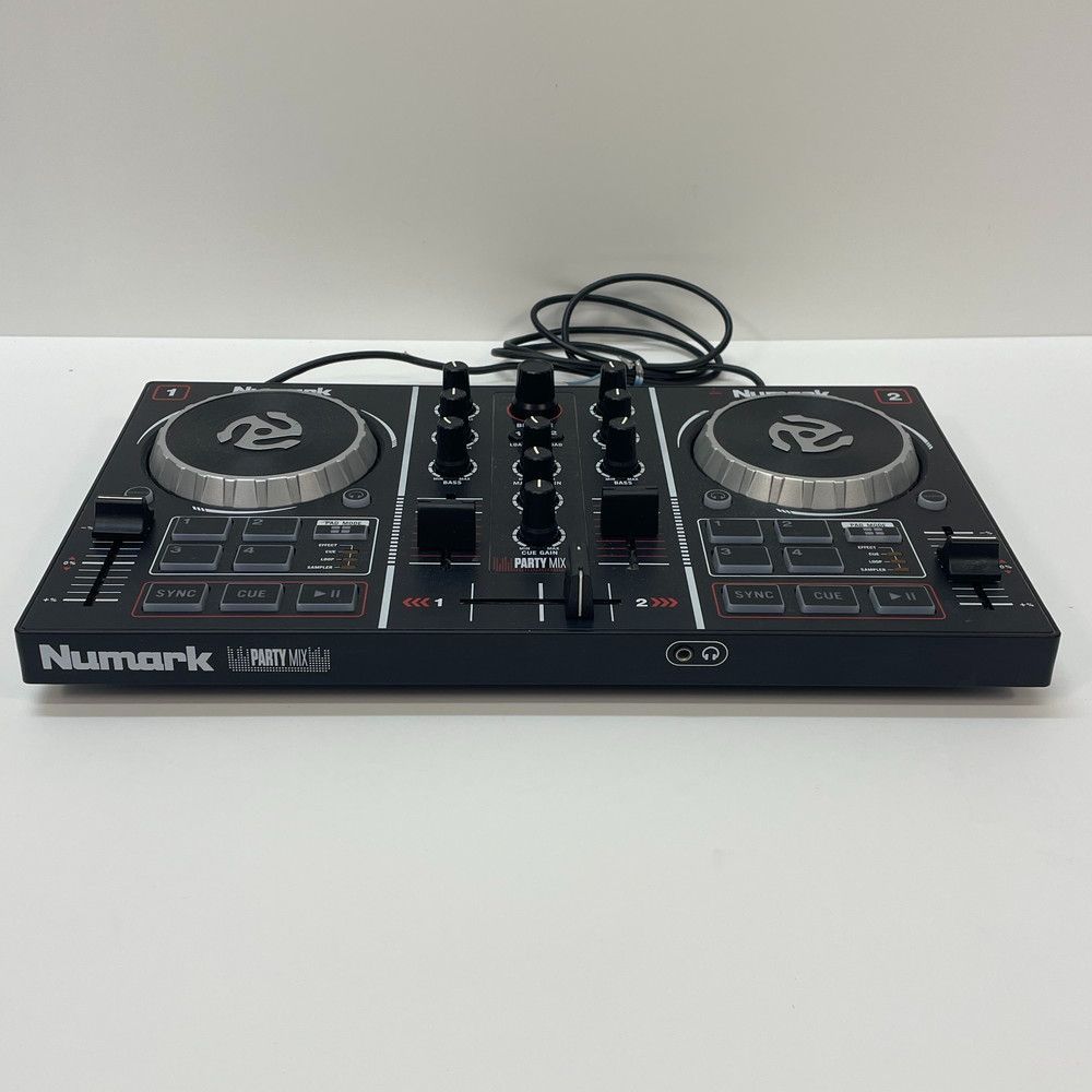 ◆Numark PARTY MIX DJコントローラー　554 ◇Numark PARTY MIX DJコントローラー 554 - メルカリ