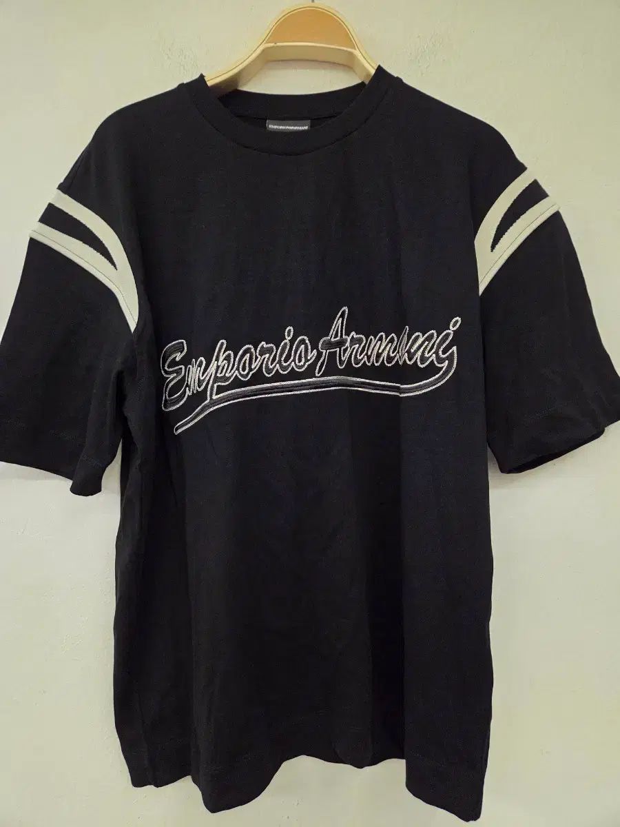 エンポリオアルマーニ ブラック ロゴ 半袖Tシャツ M