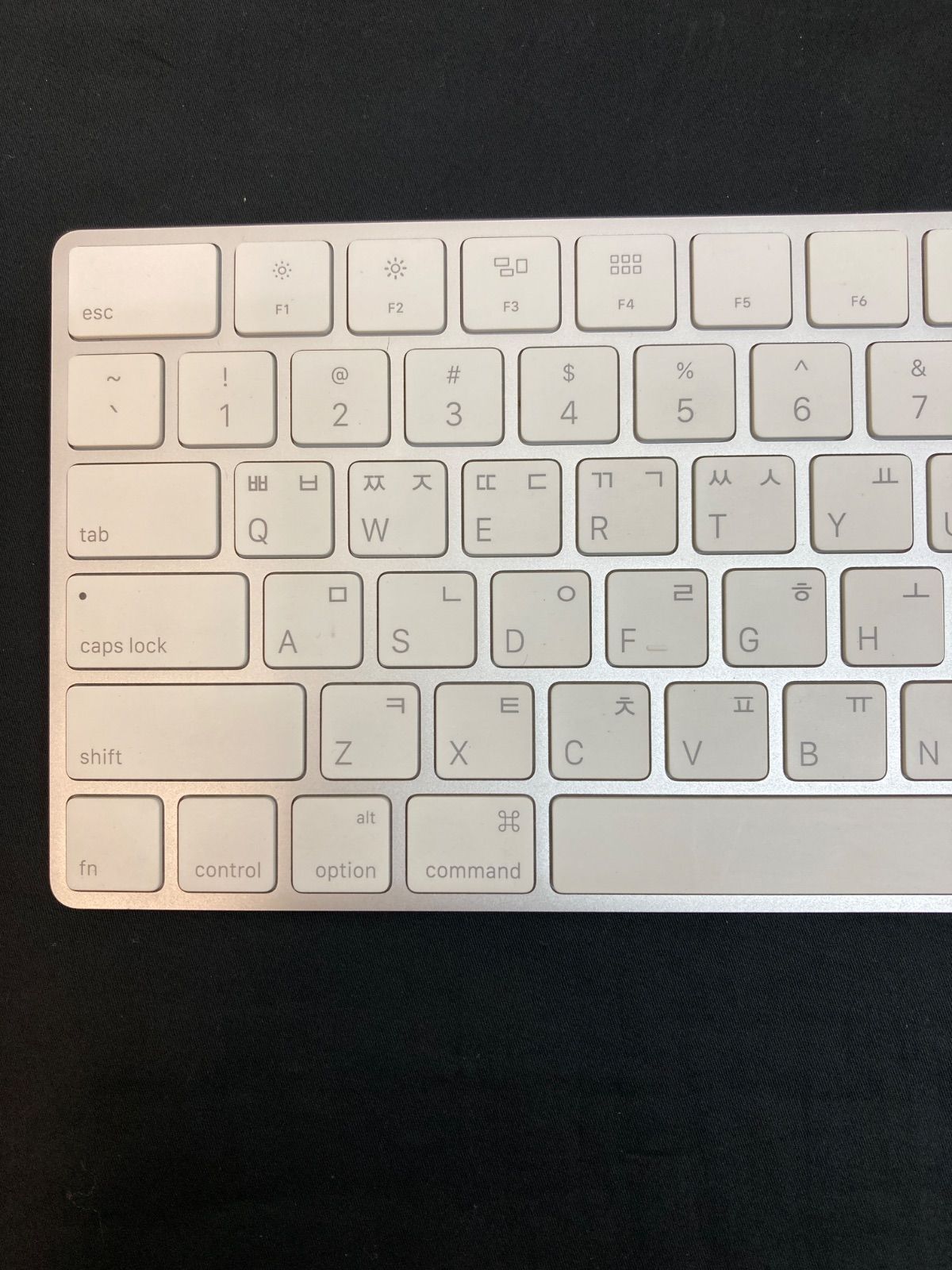 Apple Magic Keyboard 韓国語　ハングル　A1644 中古】Apple Magic Keyboard 韓国語 A1644 - メルカリ