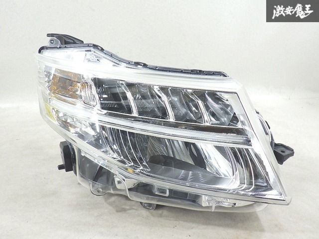 トヨタ 純正 M900A M910A ルーミー 前期 LED ヘッドライト ヘッドランプ レンズ 右 右側 運転席側 STANLEY W3918 即納 棚P-3