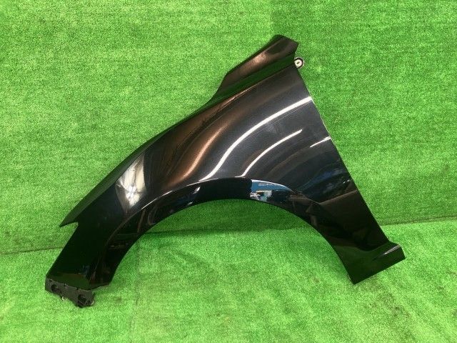 アクセラ BM5AS 左フロントフェンダー 15S 4WD B45A-52-211B 41W