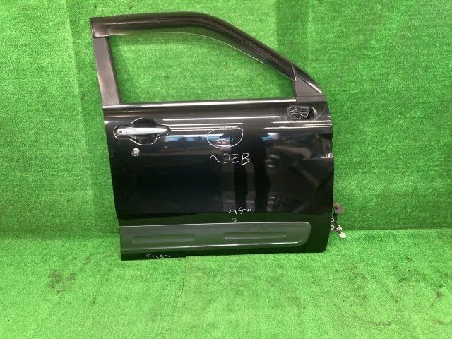 キャスト LA260S 右フロントドア アクティバX 4WD アサヒ M2H3 67001-B2390 X07