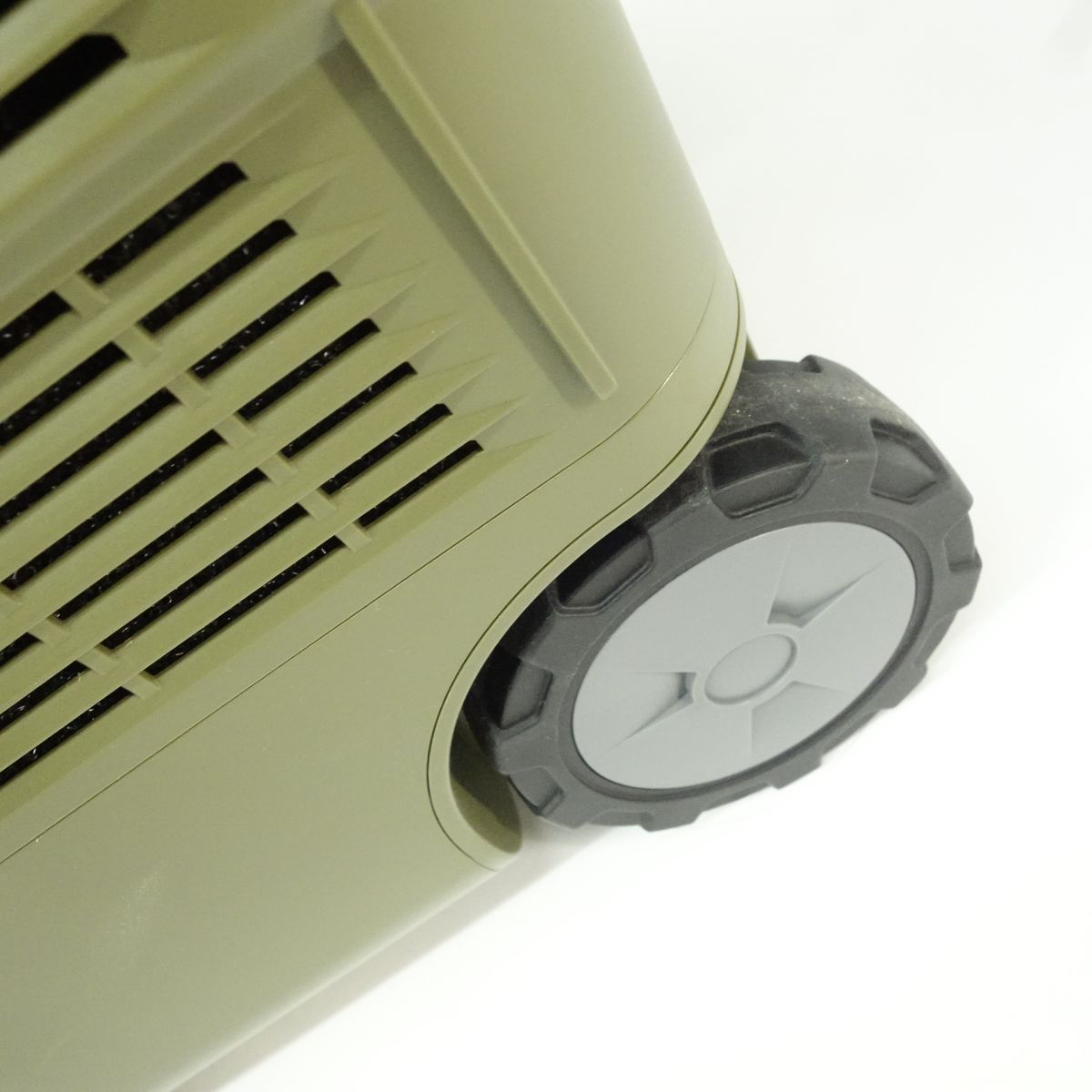 makita マキタ 充電式保冷温庫 CW001G 20L 18V ※中古 - メルカリ