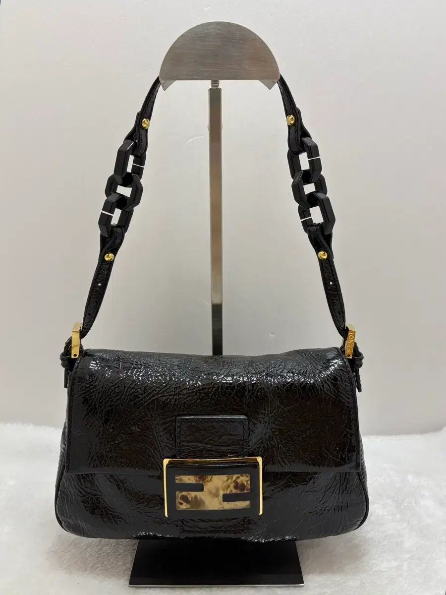 正規品) FENDI フェンディ ブラック エナメル ミニ ショルダートートバッグ