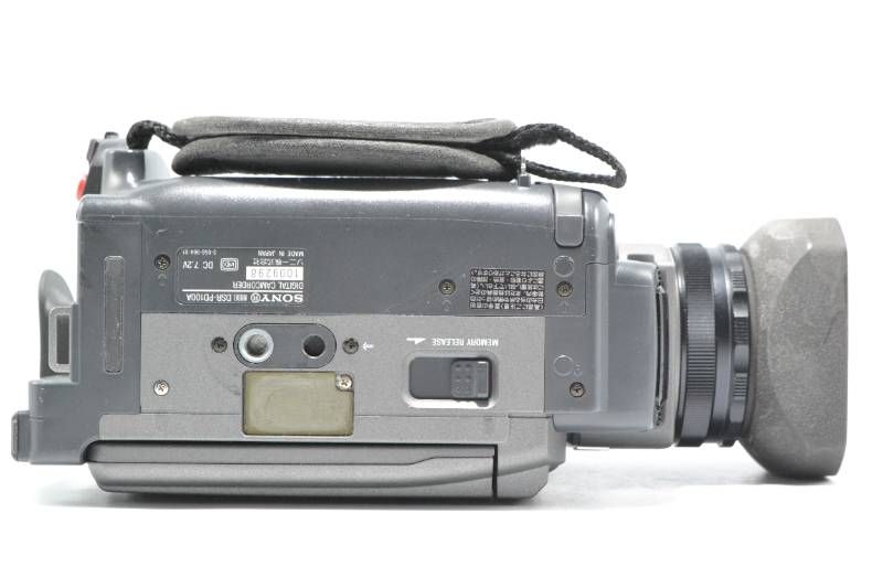 ■【動作品】ソニー SONY SDR-PD 100A Hi8 ビデオカメラ 12倍ズーム ハンディカム ■【動作品】ソニー SONY SDR-PD 100A Hi8 ビデオカメラ 12倍ズーム ハンディカム