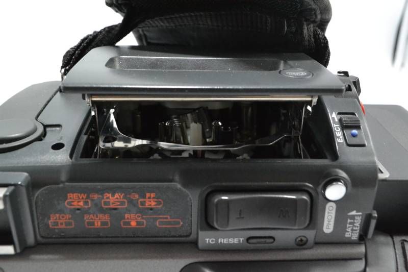 ■【動作品】ソニー SONY SDR-PD 100A Hi8 ビデオカメラ 12倍ズーム ハンディカム ■【動作品】ソニー SONY SDR-PD 100A Hi8 ビデオカメラ 12倍ズーム ハンディカム