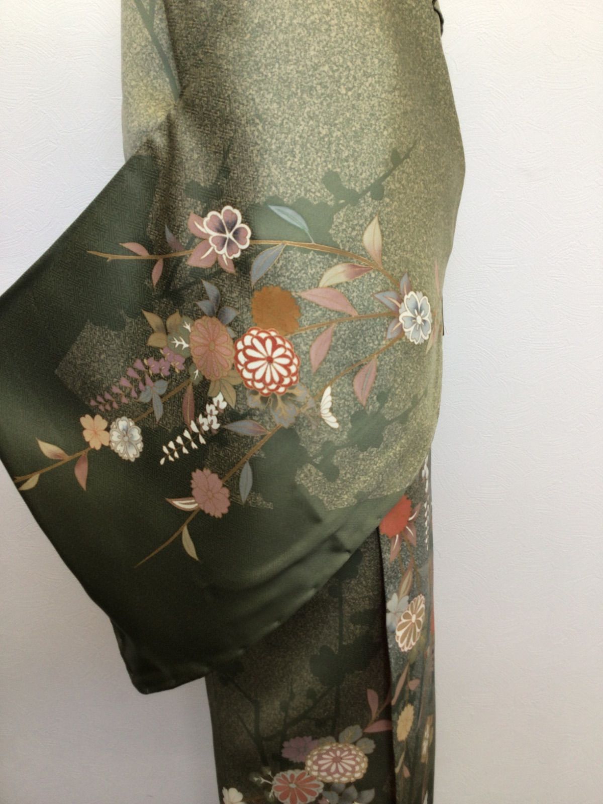 美品】正絹 訪問着 袷 緑色 花柄 友禅 身丈168cm 裄67cm - メルカリ