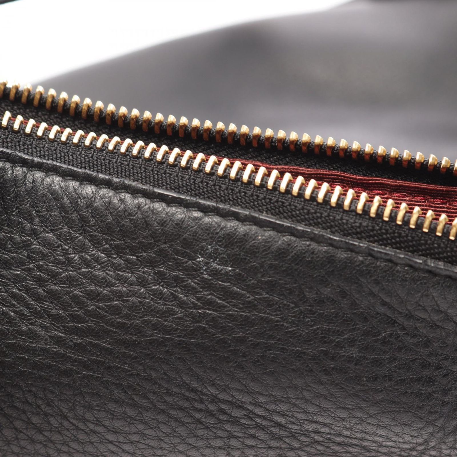 ロエベ LOEWE ショルダーバッグ ヘリテージ ブラック レザー 