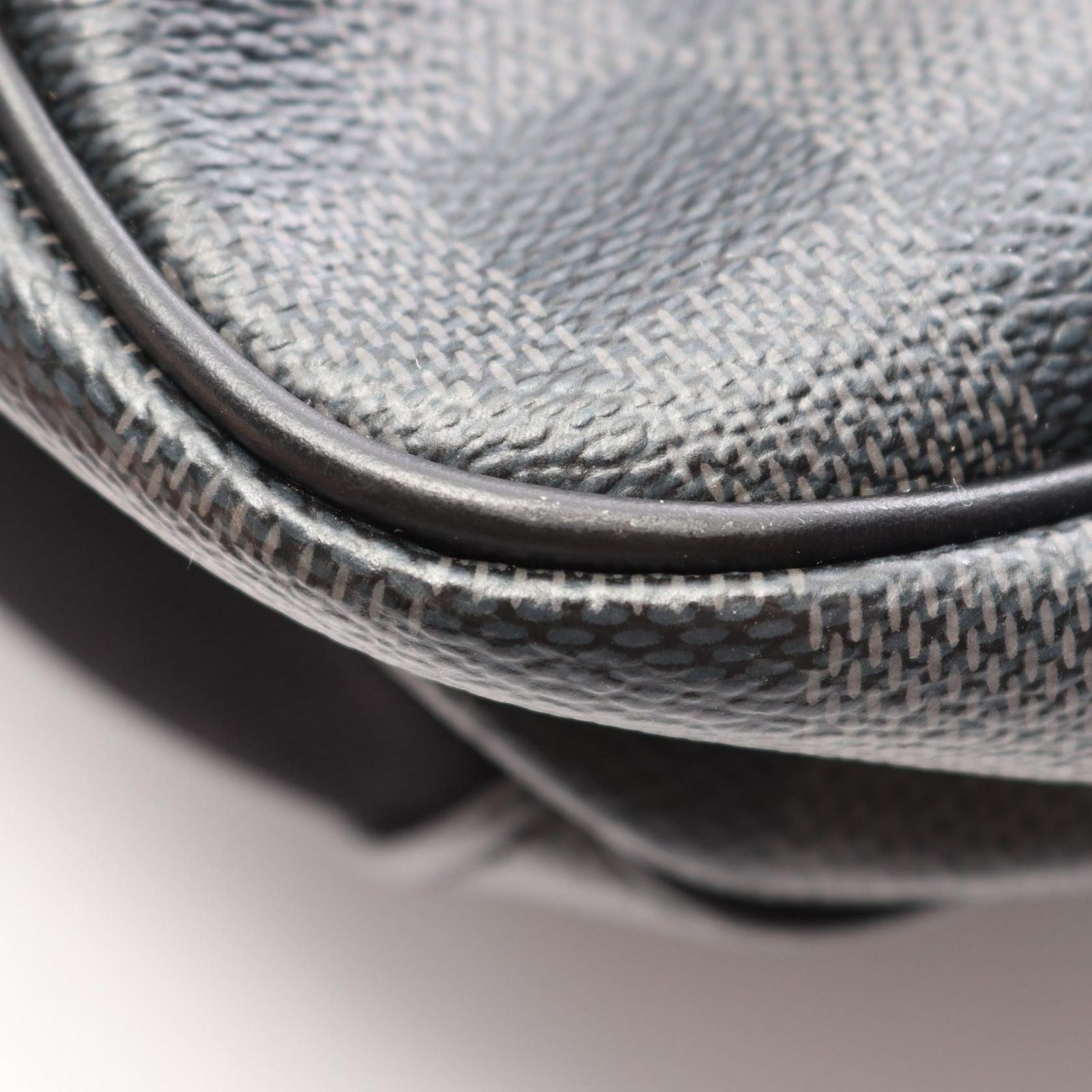 ルイ・ヴィトン LOUIS VUITTON リュックサック バックパック ミカエル ダミエグラフィット N58024 PVCコーティングキャンバス レザー ミカエル メンズ Used B
