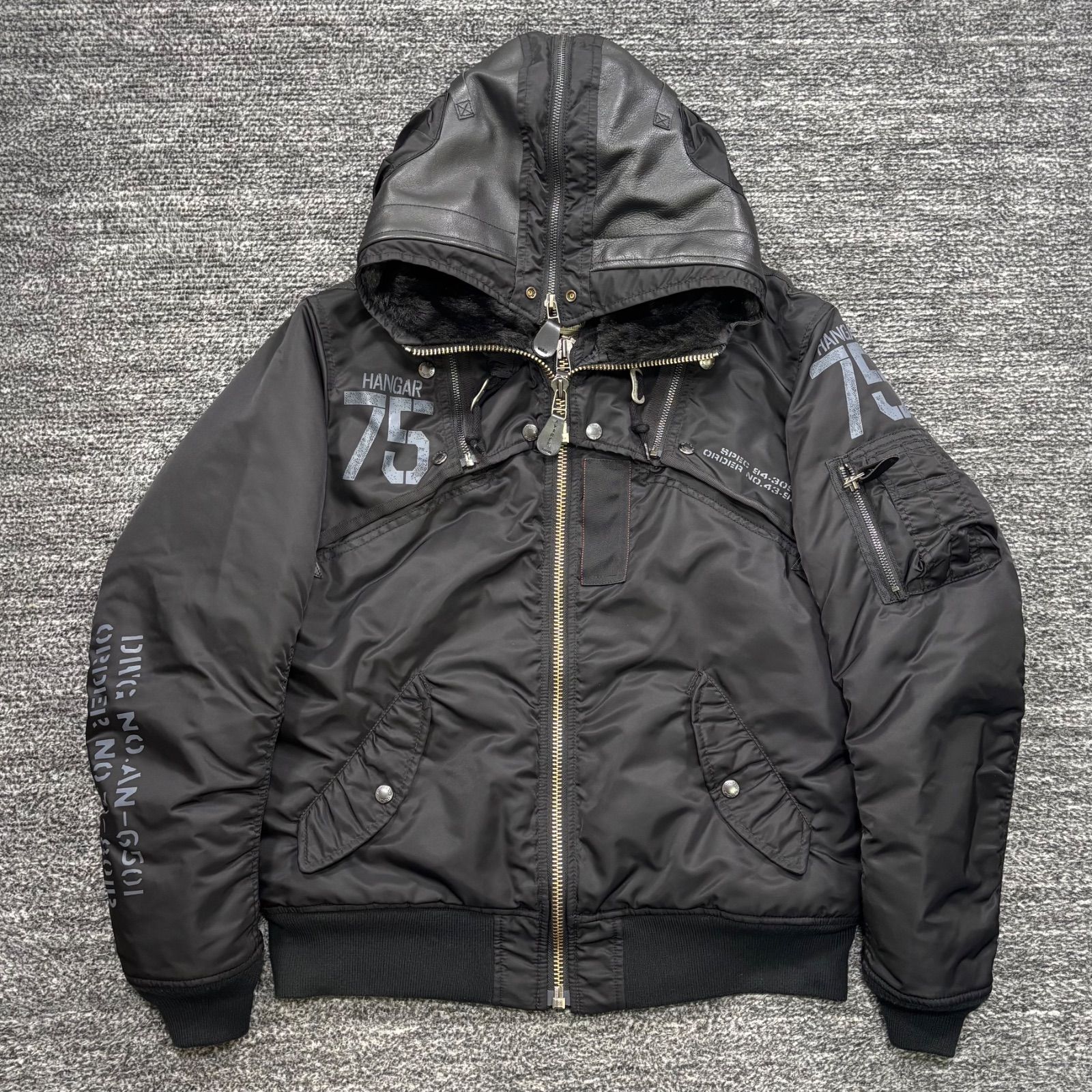 美品 AVIREX MA-1 REMODEL MARK2 6182195 BLACK L アヴィレックス MA1