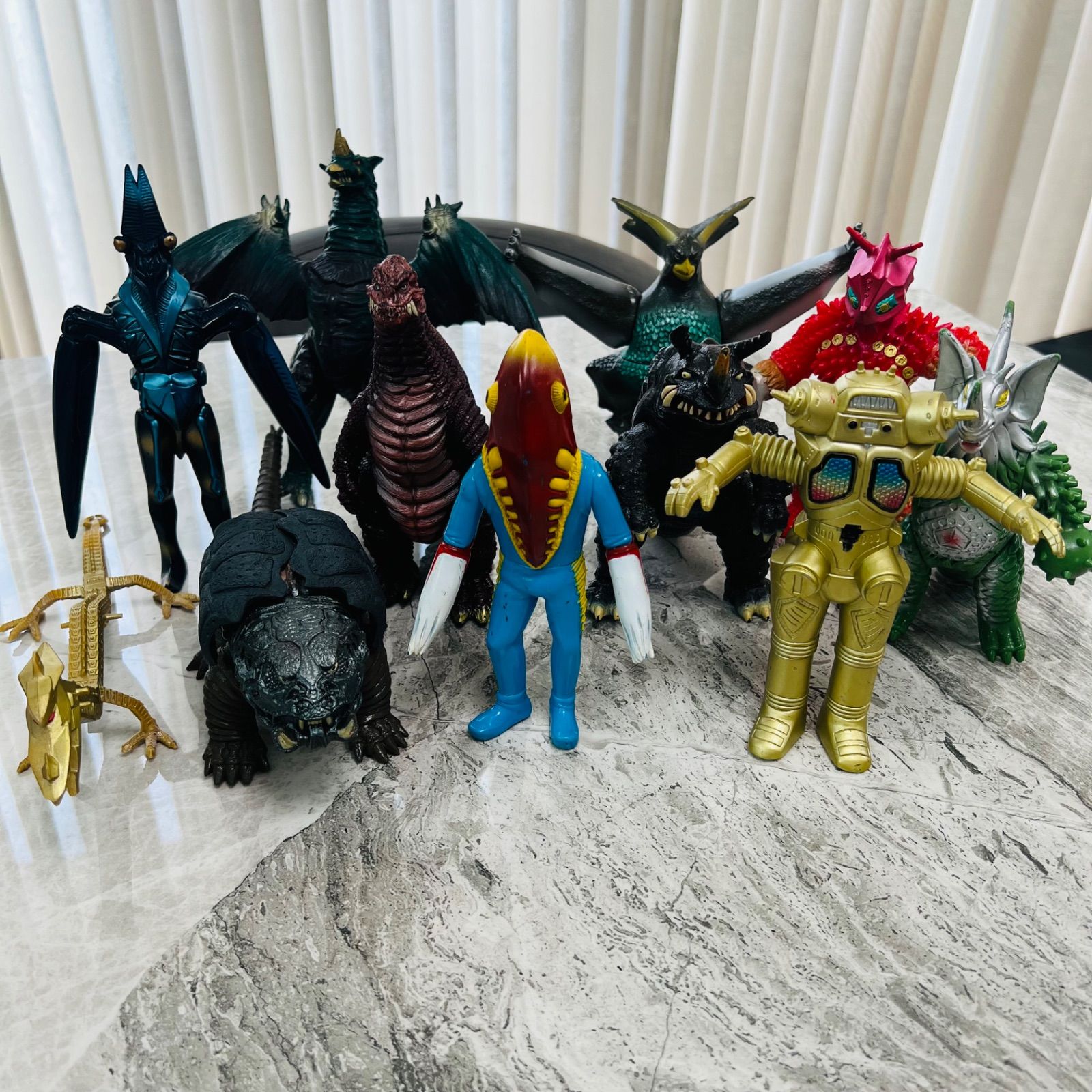 ウルトラマン 怪獣 ソフビ まとめ 1993・94年製 - メルカリ