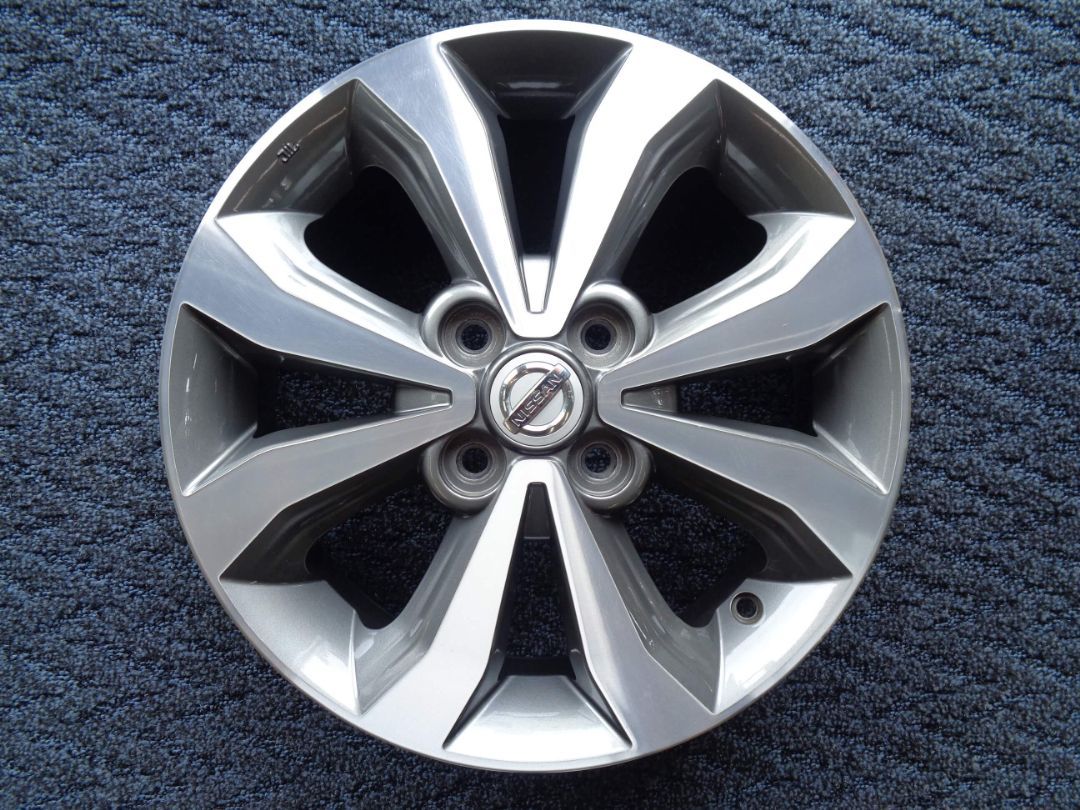 4.5J-15インチ 4H100 +46 日産 デイズ ルークス 純正 中古 ホイール 4本 4.5J-15インチ 4H100 +46 日産 デイズ ルークス 純正 中古 ホイール 4本