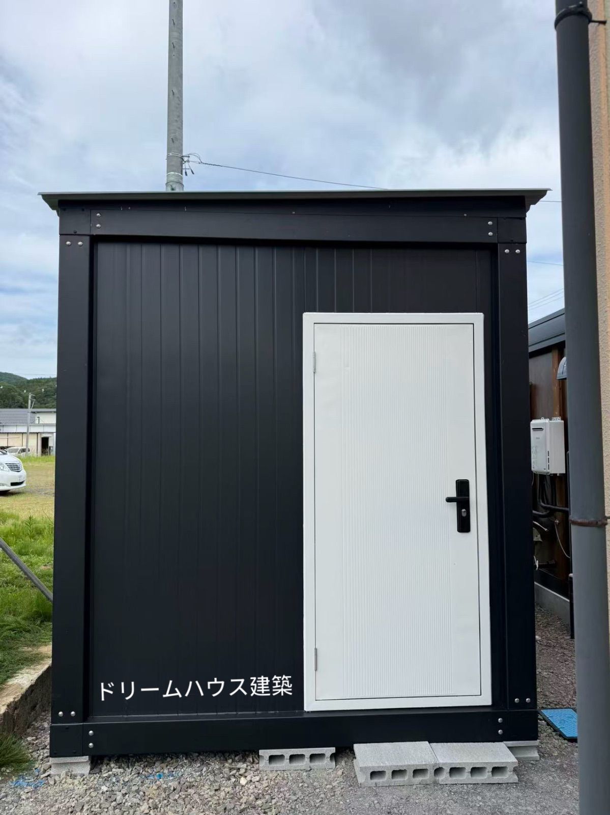 2.5x4x2.8m勾配屋根仮設プレハブ 事務所 店舗 物置 倉庫 2.5x4x2.8m勾配屋根仮設プレハブ 事務所 店舗 物置 倉庫