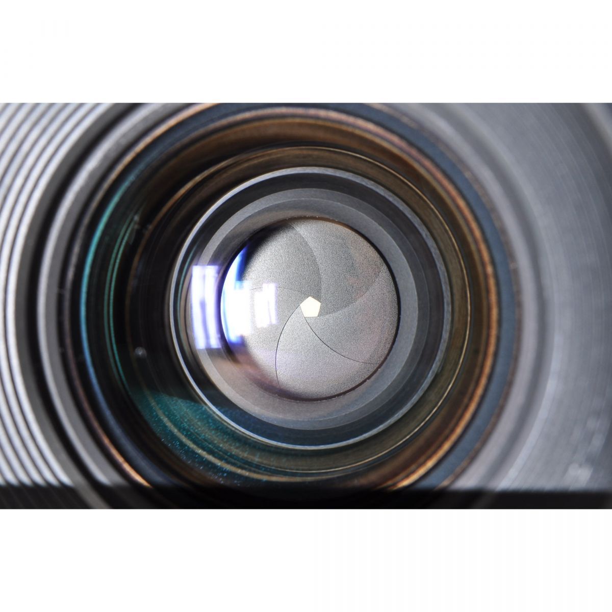 Canon New FD 28mm f/2.8 広角 単焦点レンズ キャノン S/N: 19867
