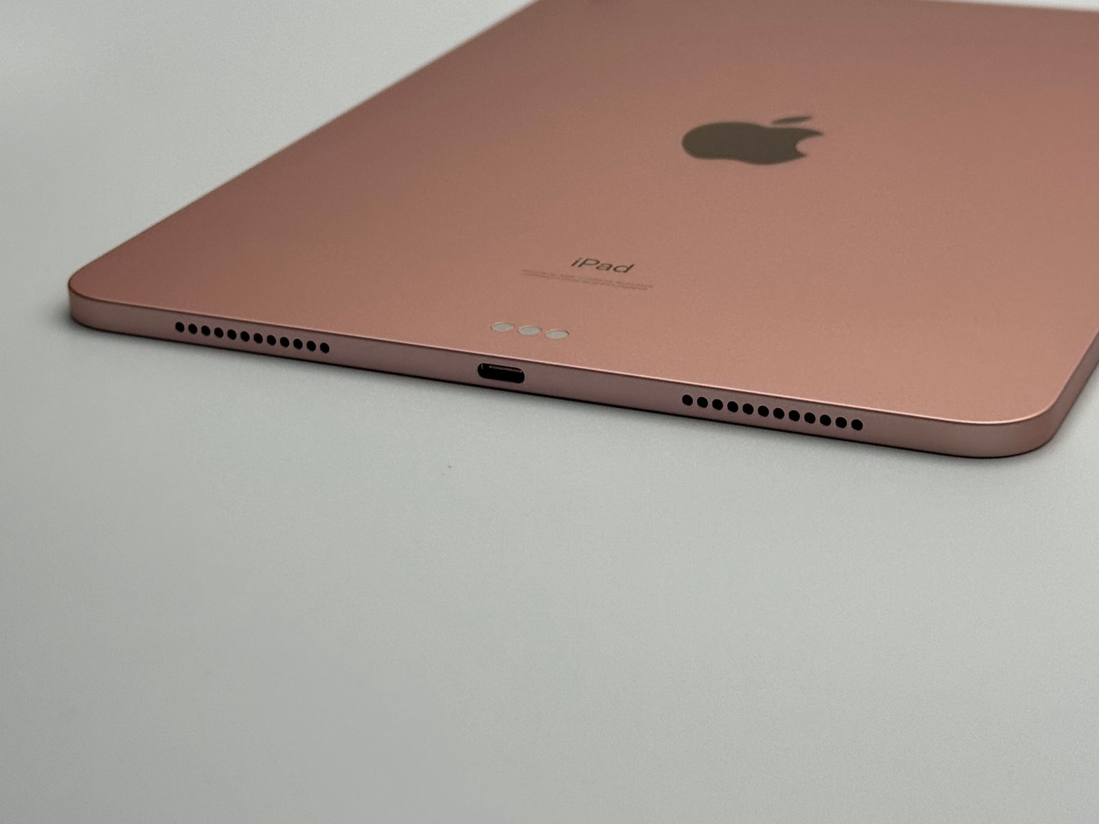 iPad Air 4 64GB ローズゴールド 中古A - メルカリ