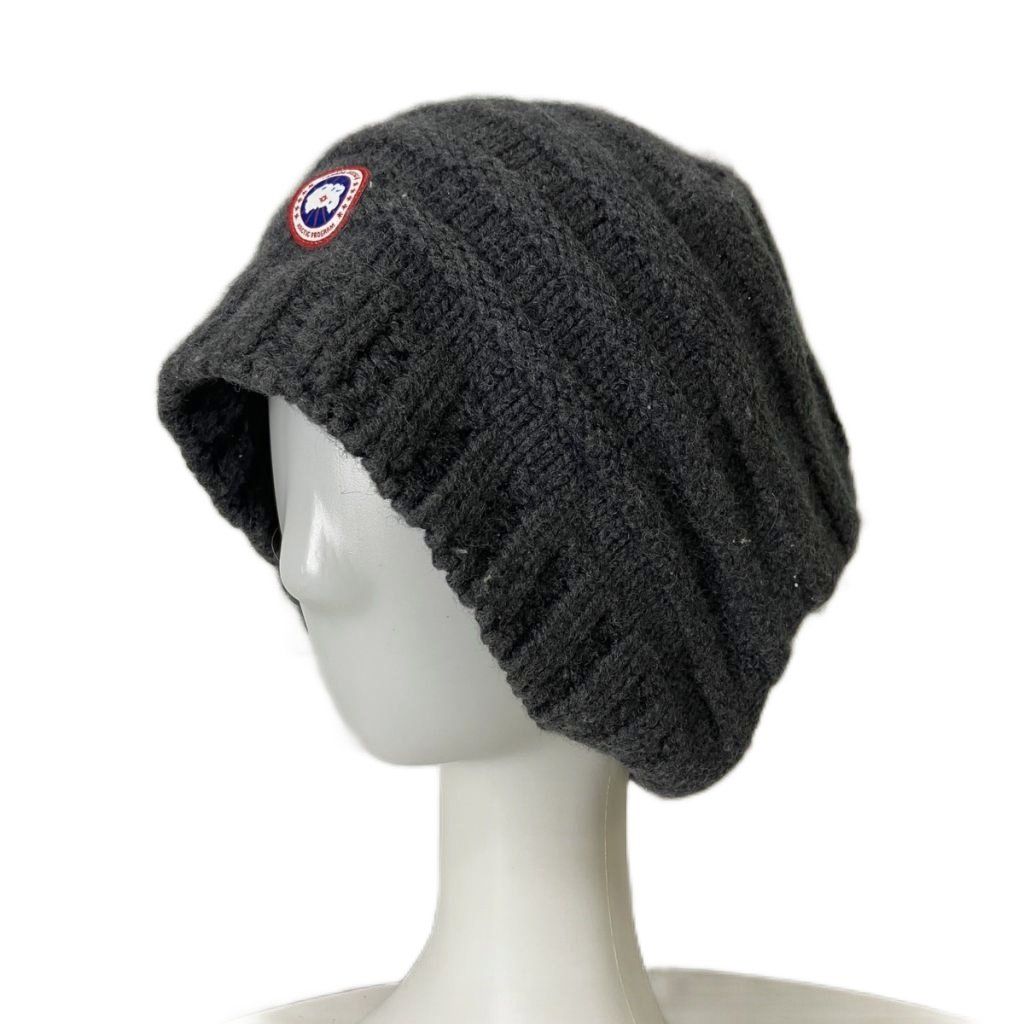 カナダグース CANADA GOOSE MERINOIM ニット帽 ビーニー 帽子 ワッペン