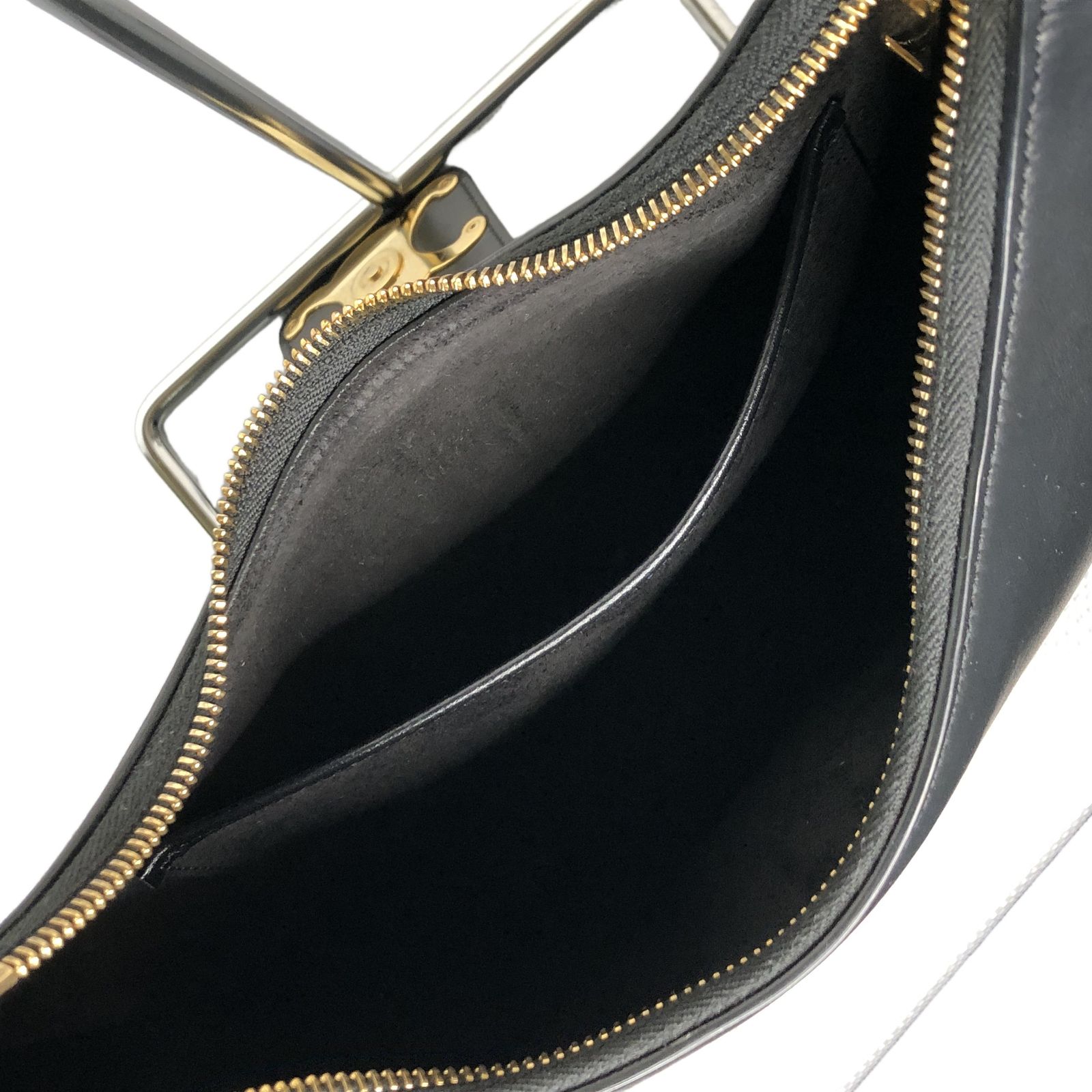 CELINE セリーヌ AVA アヴァ トリオンフ ミディアム ショルダーバッグ