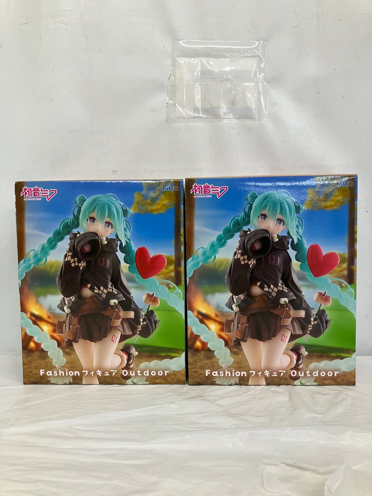 未開封 初音ミク Fashion フィギュア Outdoor 2個セット LF7656 f107