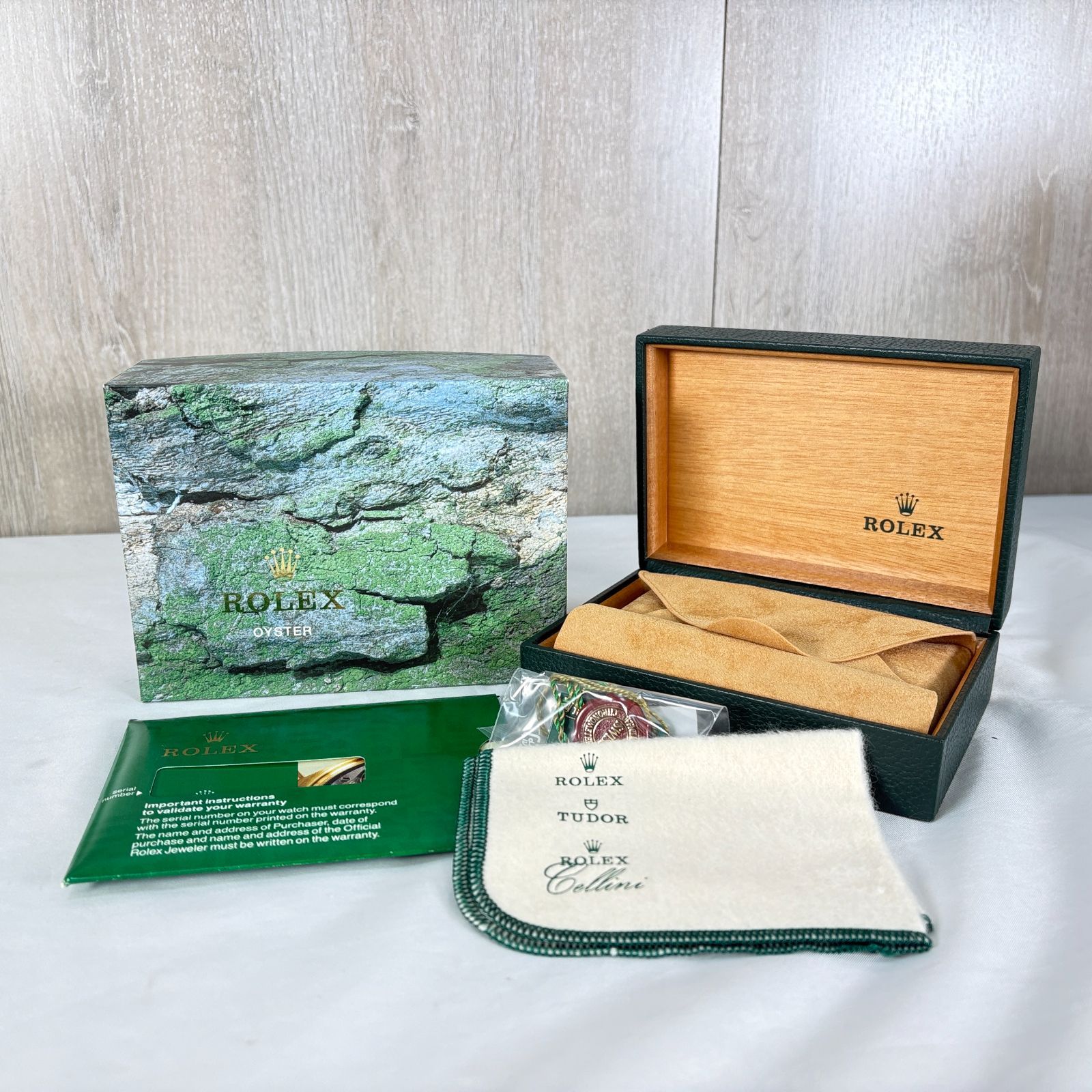ROLEX ロレックス OYSTER オイスター 空箱 時計ケース ボックス 68.00.01 冊子 クロス タグ付属