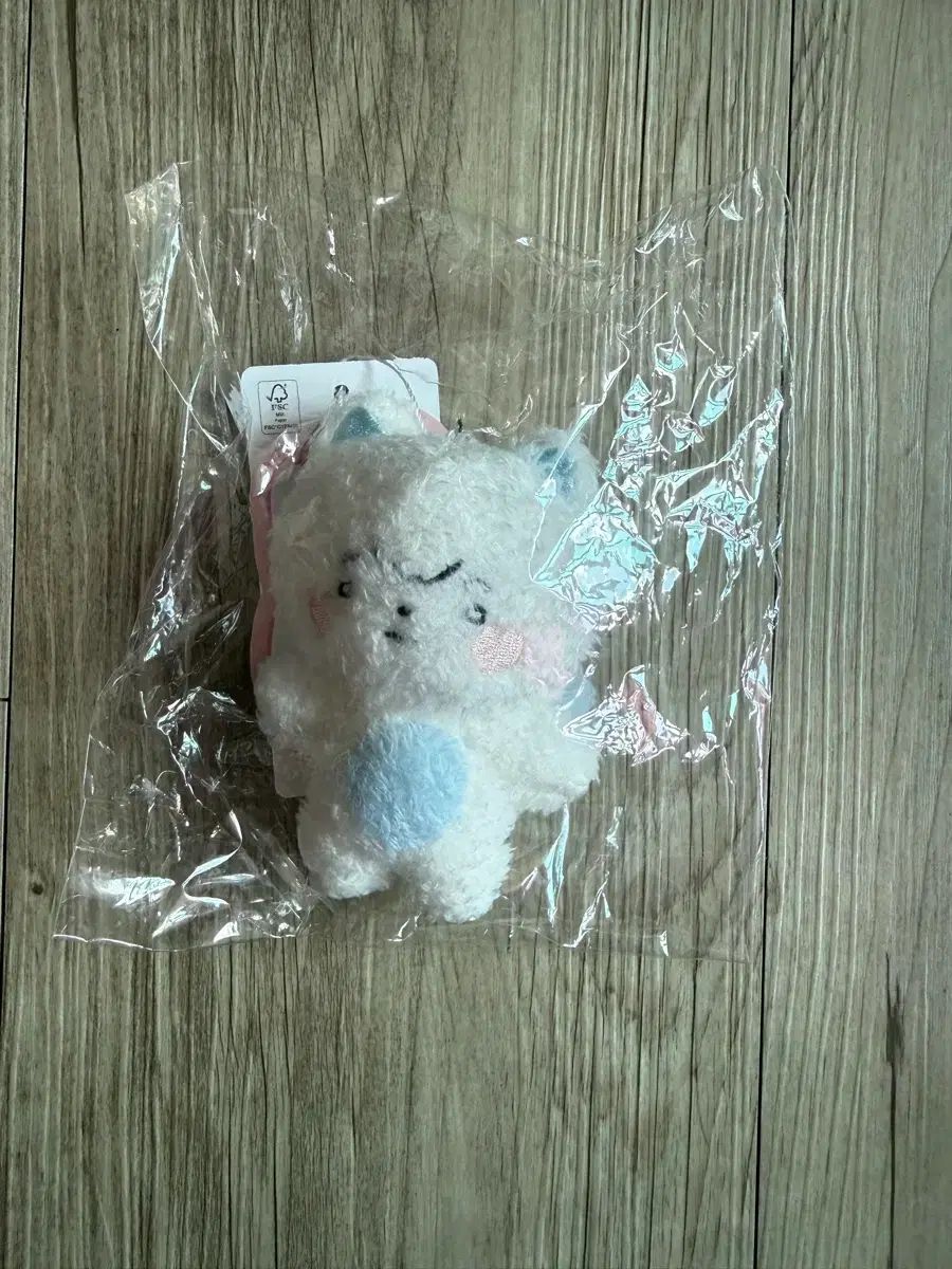 SPAO イロ ぬいぐるみ 出品