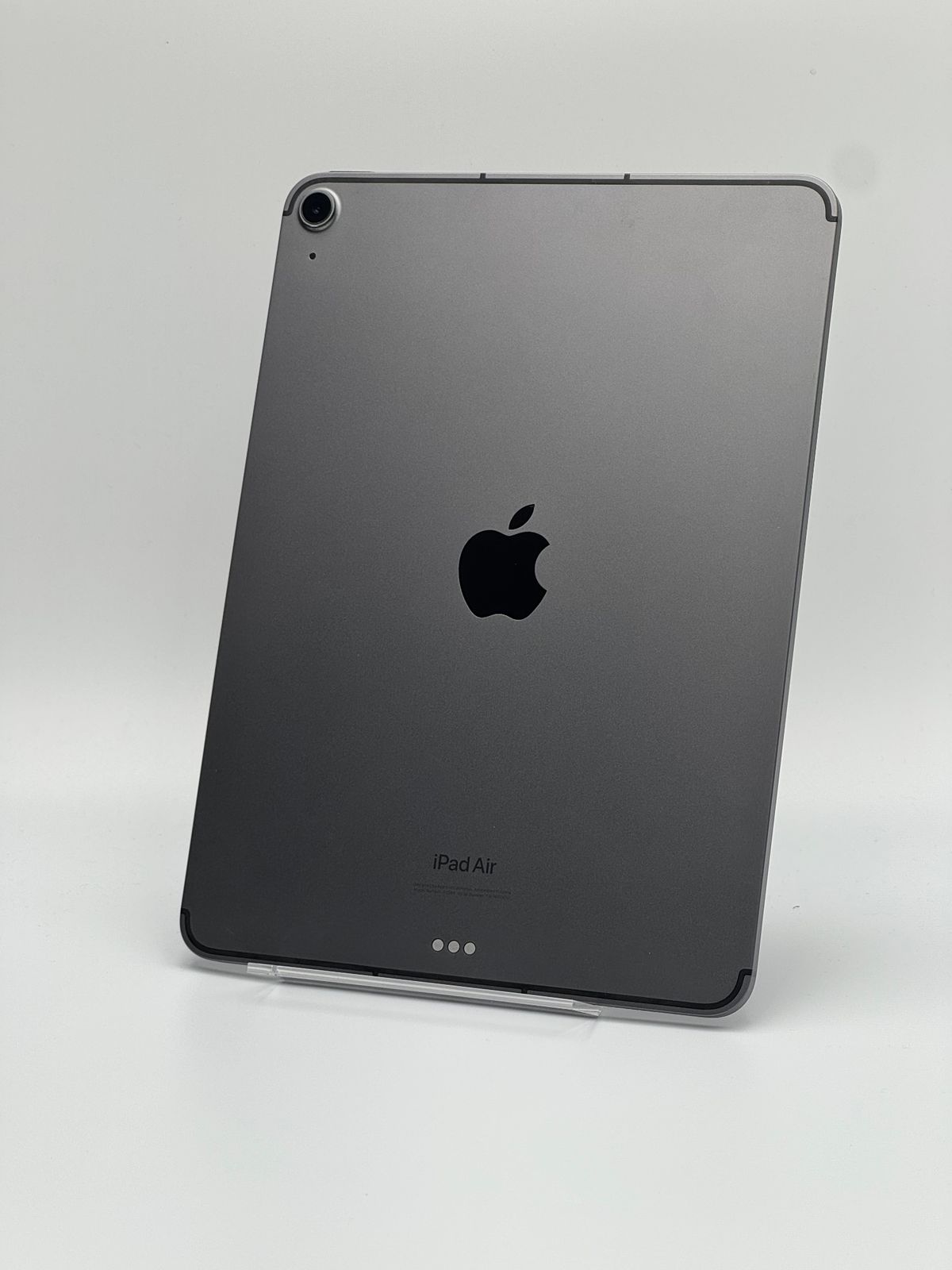 【中古B】iPad Air 5 64GB スペースグレイ wifi+Cellular バッテリー【76%】 SIMフリー 白ロム