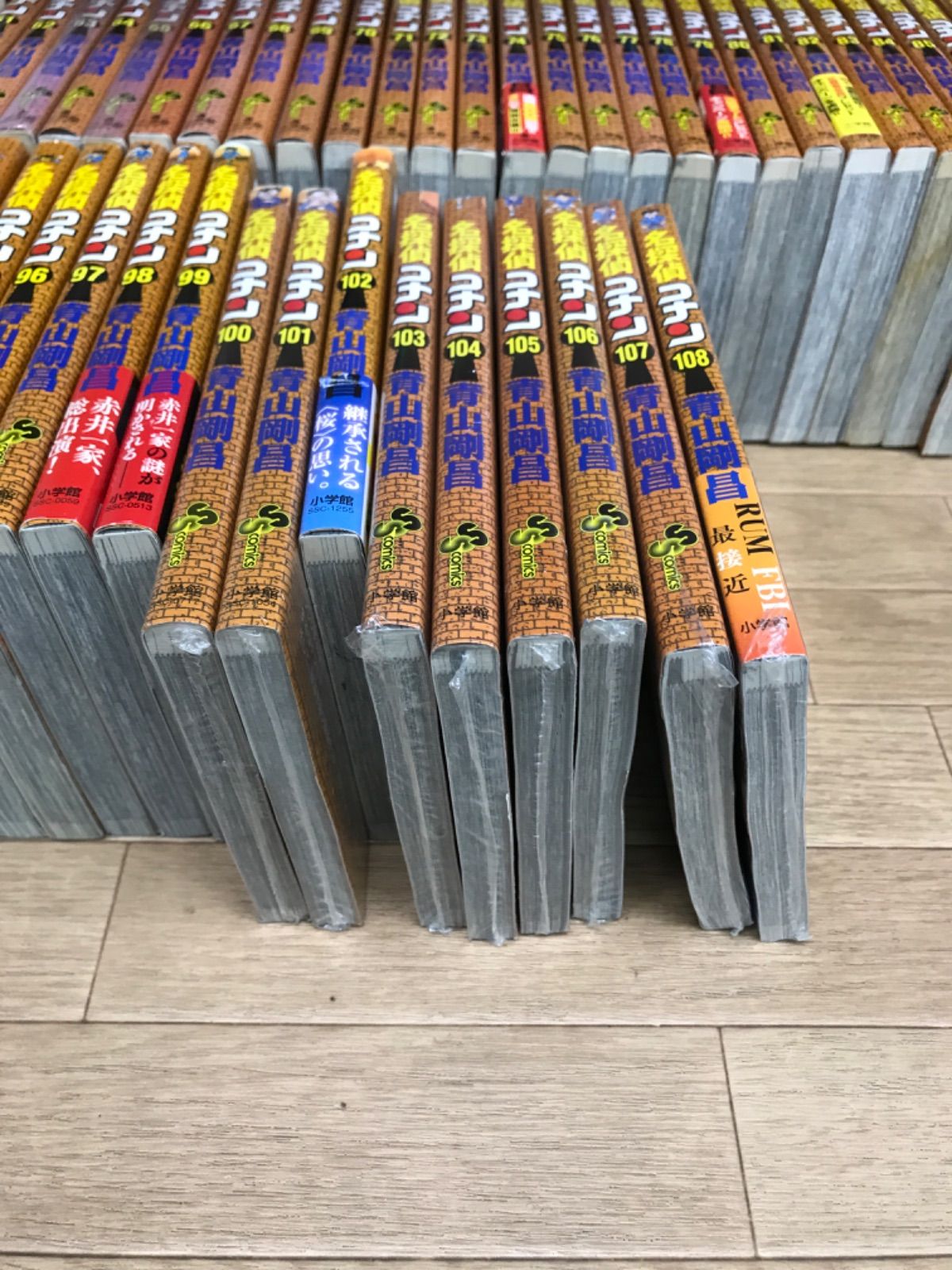 ☆【未開封あり】名探偵コナン 1～108巻 コミック全巻＋関連本15冊
