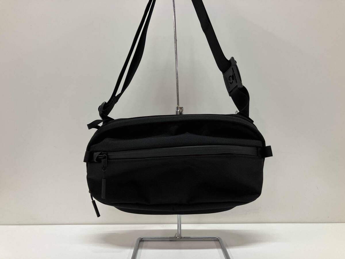 トップAER エアー ボディバッグ Day Sling3 ブラック 3Lボディバッグ 