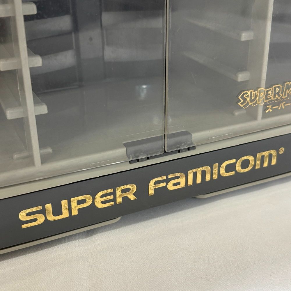 ◇スーパーマリオワールド スーパーカセットラック 30本収納 681