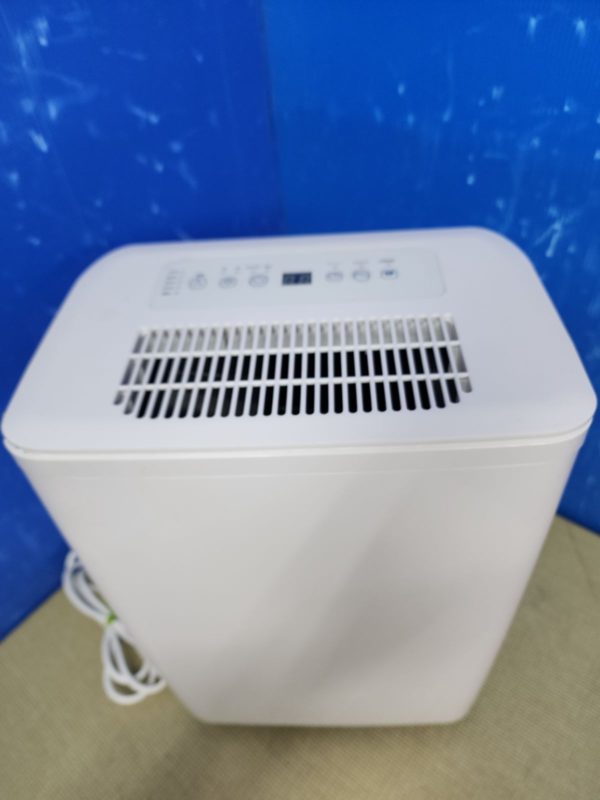 i346☆タンスのゲン 2024年製 コンプレッサー式除湿器 JO05 動作品