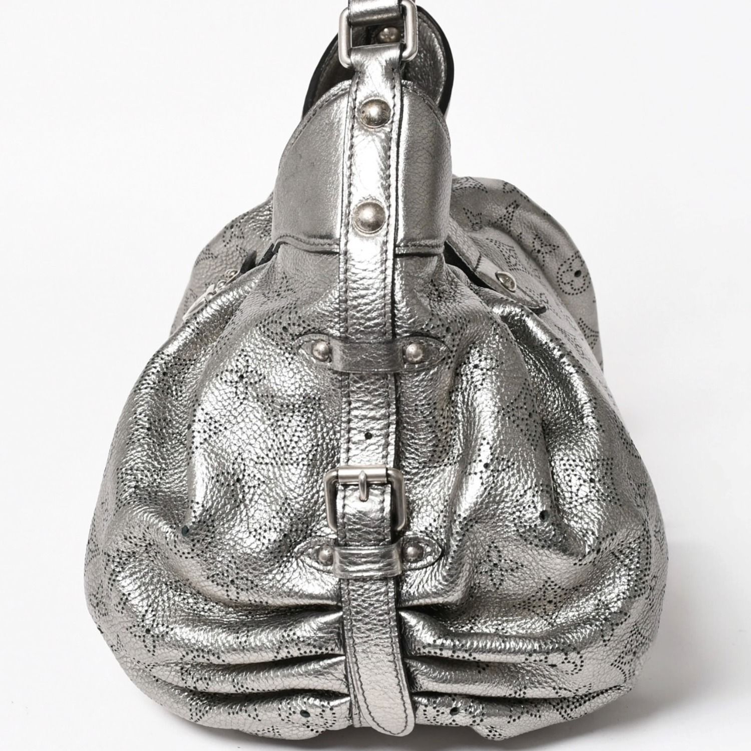 極美品 LOUIS VUITTON ルイヴィトン マヒナ XS ショルダーバッグ