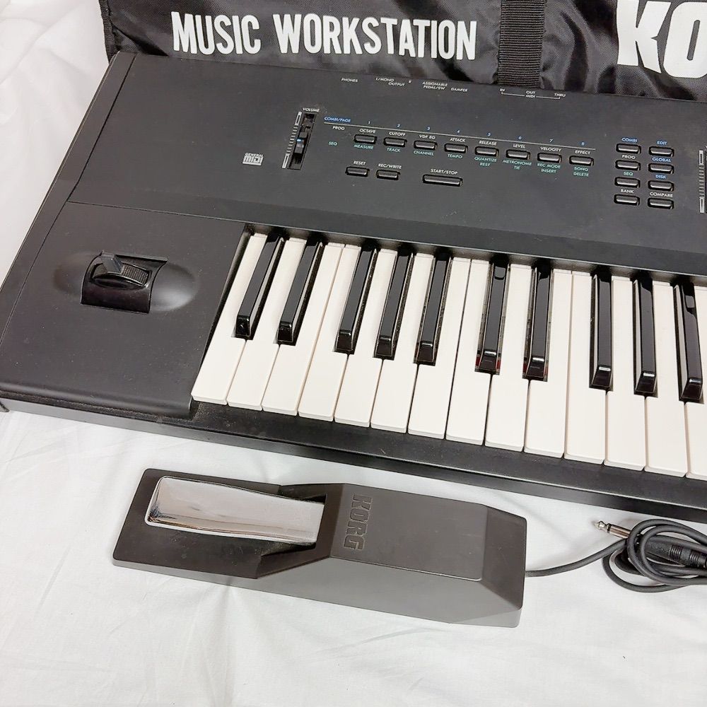 KORG X3 MUSIC WORKSTATION シンセサイザー ワークステーション 61鍵