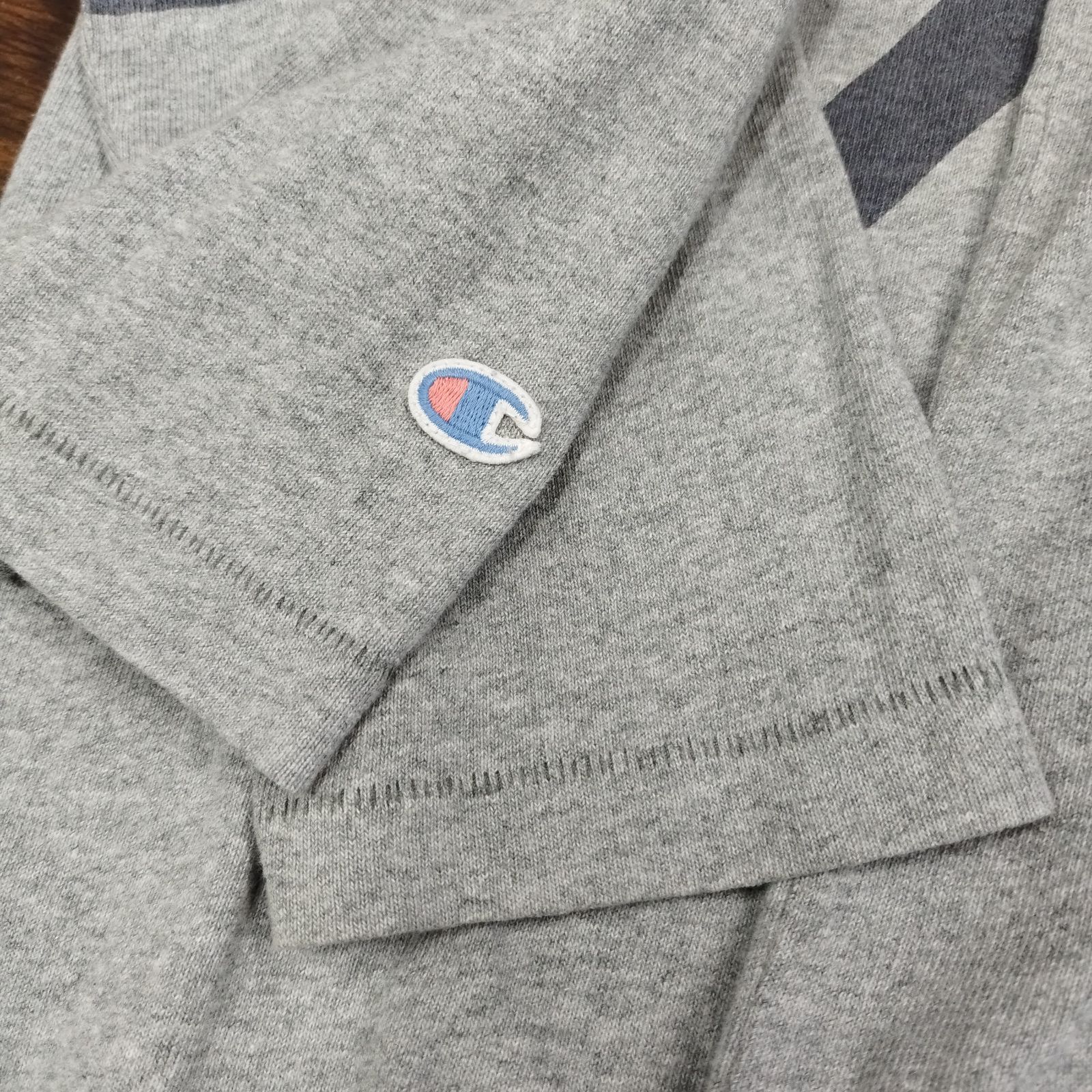 https://assets.mercari-shops-static.com/-/large/plain/2JTwRGx5uVfuPT7CumVARK.jpg@jpg