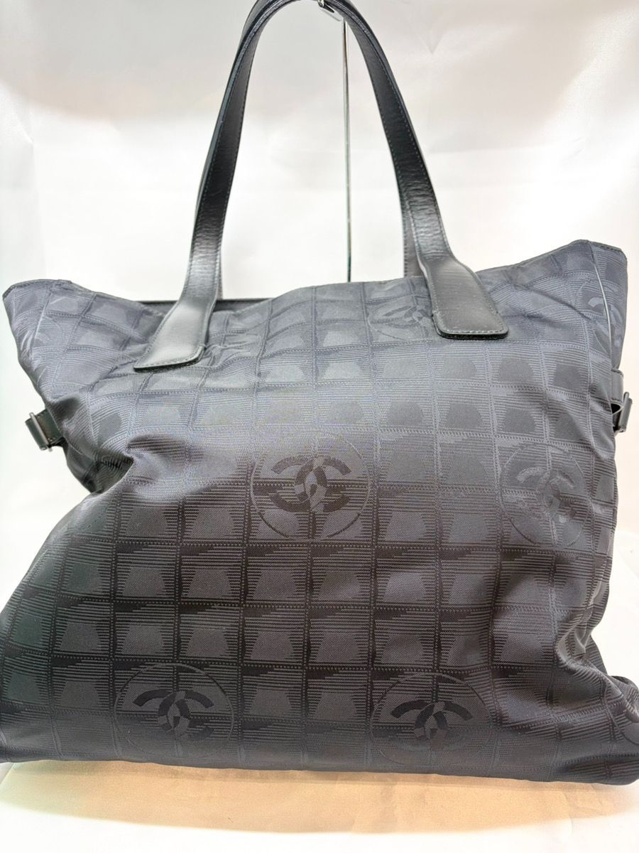 CHANEL シャネル ニュートラベルトート ※ファスナージップなし（3枚目画像確認お願いいたします）中古 ギャラなし 付属品なし M-2116