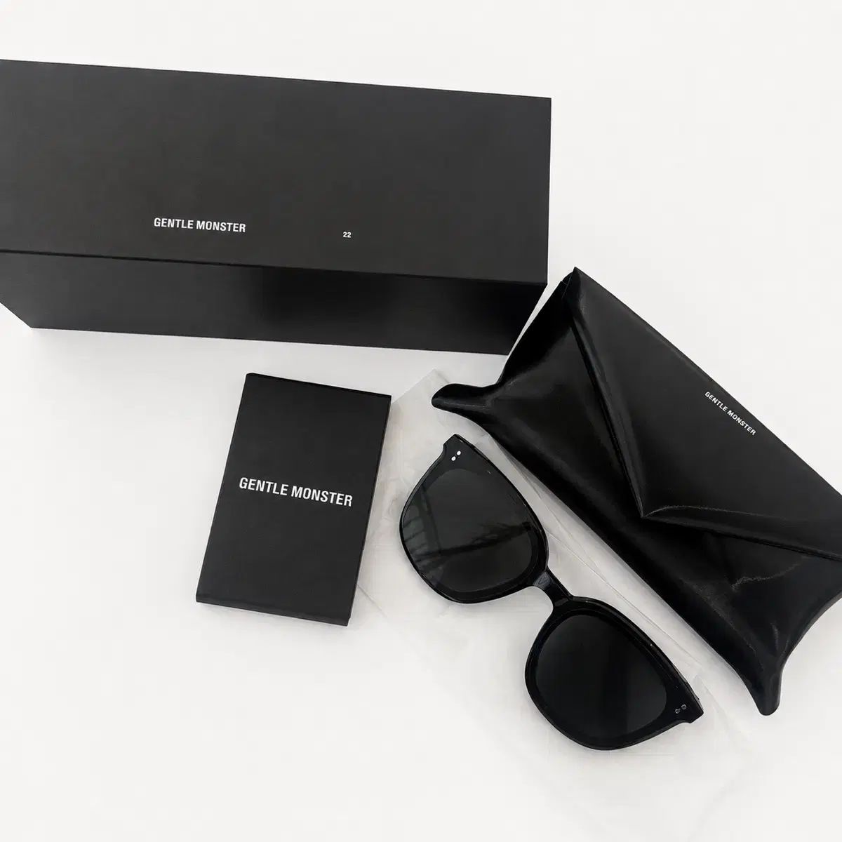 GENTLE MONSTER(ジェントルモンスター) ロジ サングラス (新品)