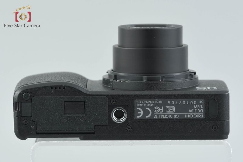 中古】RICOH リコー GR DIGITAL IV ブラック コンパクトデジタルカメラ