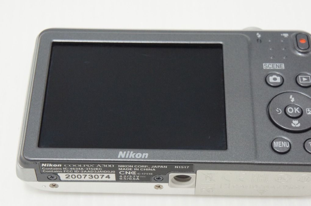 美品 Nikon COOLPIX A300 ニコン クールピクス 良品 Nikon ニコン COOLPIX A300 コンパクトデジタルカメラ シルバー