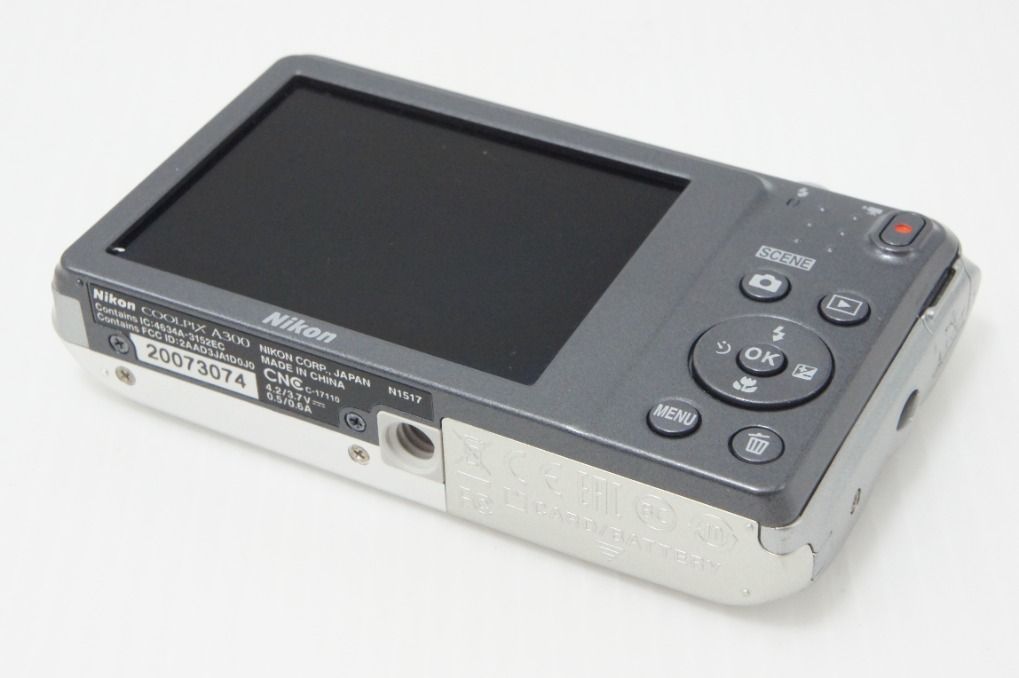 良品 Nikon ニコン COOLPIX A300 コンパクトデジタルカメラ シルバー