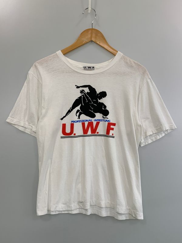 【中古品】 U.W.F. 80S PROFESSIONAL WRESTLING TEE ユニバーサル レスリング  プロレス 半袖Tシャツ 【146-260714-ta-20-min】