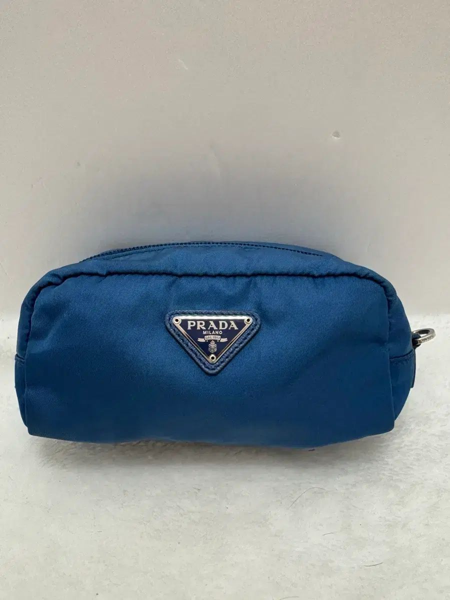 正規品) PRADA プラダ ブルー ナイロン ポーチ 27,112円