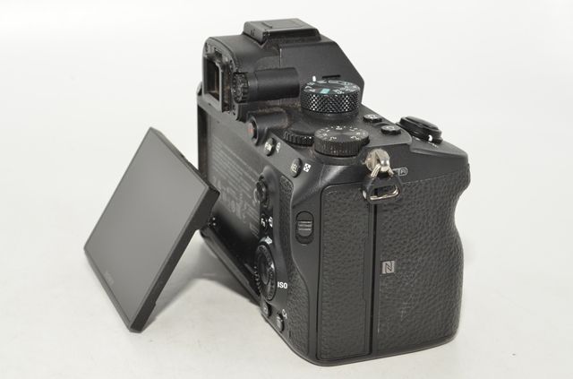 260705☆極上☆SONY(ソニー) フルサイズ ミラーレス一眼カメラ α7III