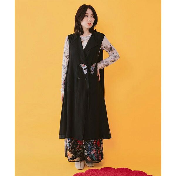 【新品】 スカラー ScoLar ワンポイント蝶刺繍ロング丈ジレ 562223 ロングジレ ベスト ノースリーブ ロング丈 レディース かわいい おしゃれ ゆったり オーバーサイズ 体型カバー 羽織り レイヤー ワンサイズ [SCO-74] 8,385円