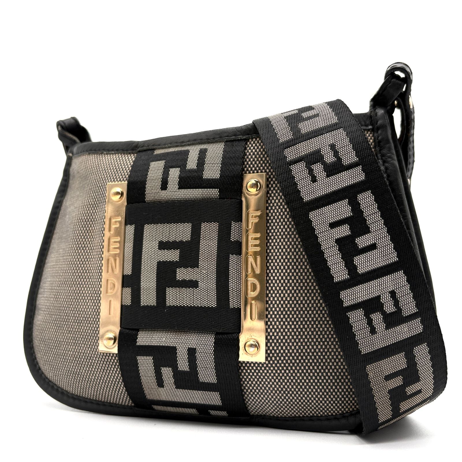 美品 フェンディ FENDI ズッカ柄 ショルダーバッグ クロスボディ ポシェット キャンバス レザー 本革 グレー ブラック 夏休み 帰省 お盆 敬老の日 シルバーウィーク 秋 ギフト ご褒美 レディース
