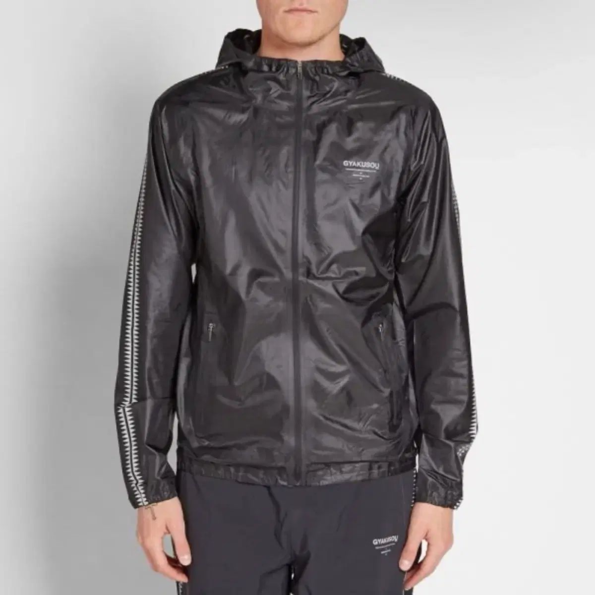 L 新品 NIKE x UNDERCOVER ギャクソウ GIZ ランニング パッカブル ジャケット