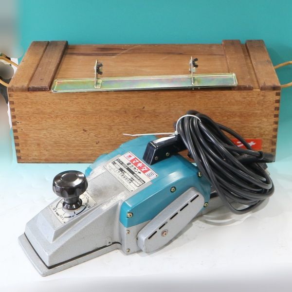 中古動作品 makita/マキタ 155mm 電気カンナ 1805B 100V
