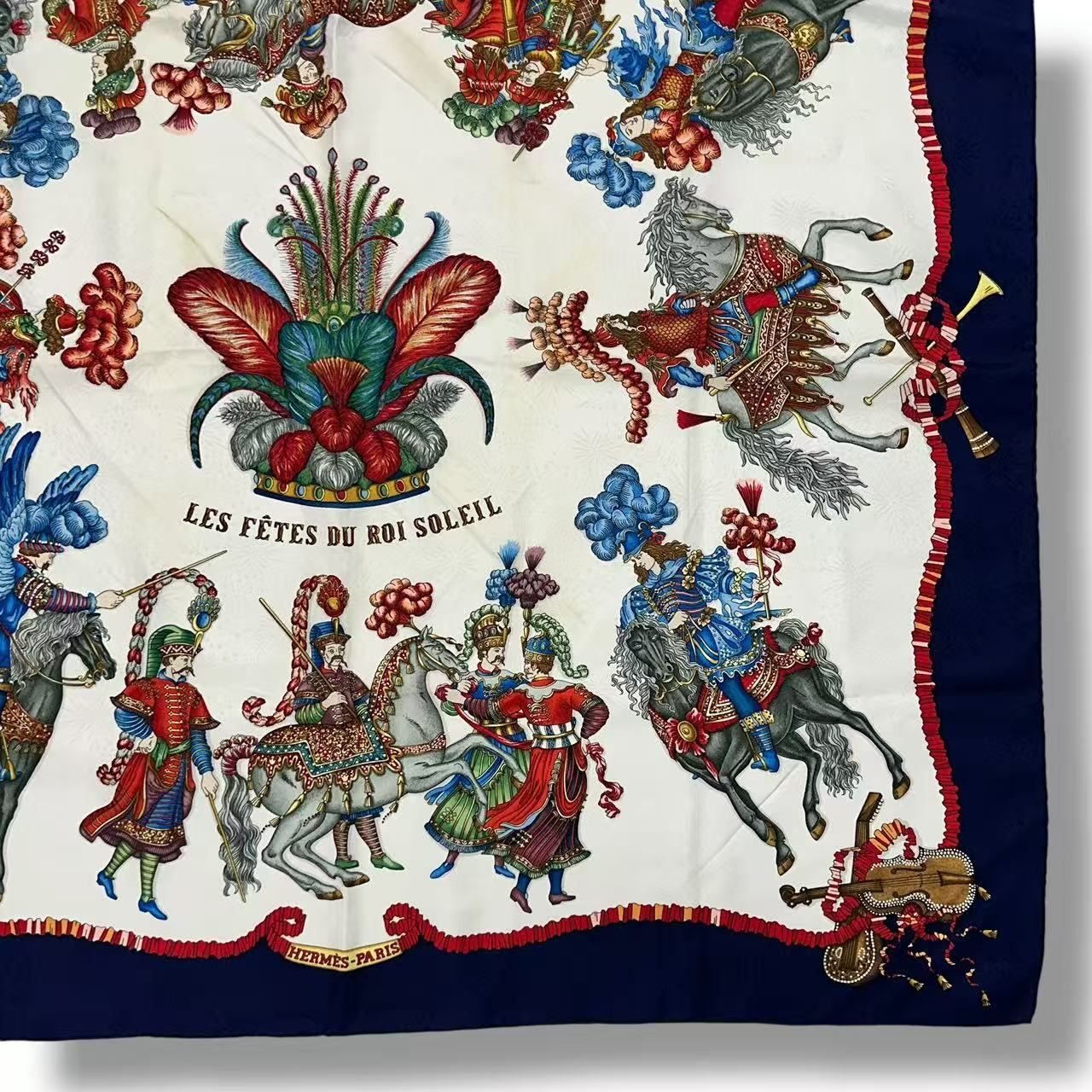 HERMES エルメス スカーフ シルク カレ90 Les Fêtes du Roi Soleil