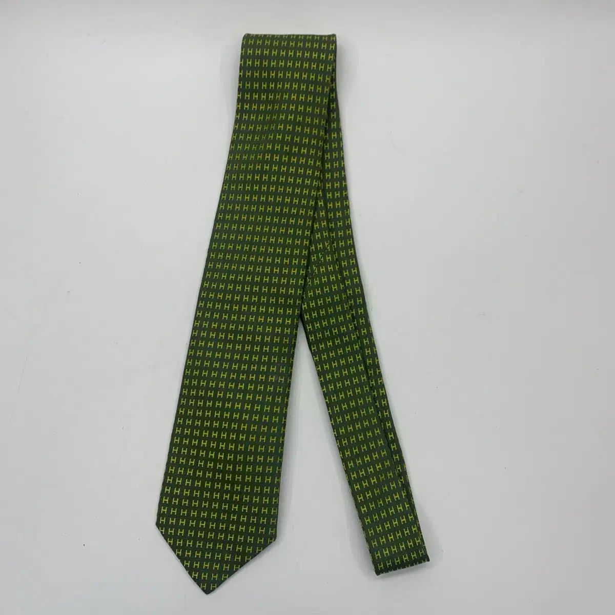 267002557 エルメス メンズ シルク ネック タイ グリーン 20,300円