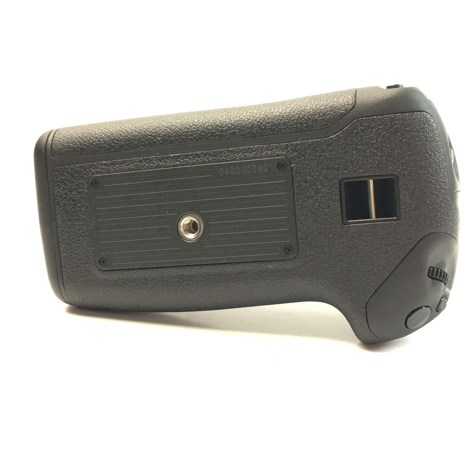 元箱付美品】Canon バッテリーグリップ BG-E16 EOS7D MarkII用 - メルカリ