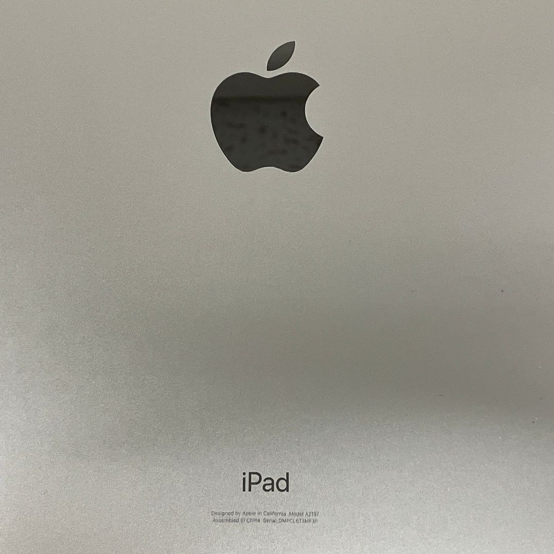 iPad 第7世代 32GB Wi-Fi 中古 2019年モデル MW762J/A - メルカリ